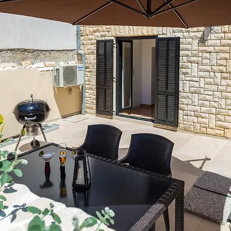 Apartment Monte & Paradiso Pula